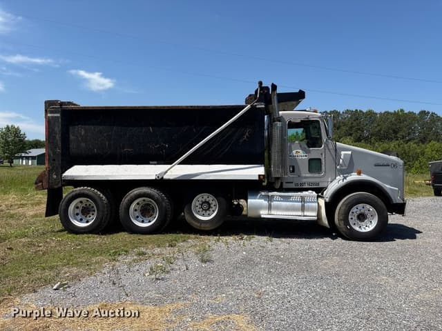 Image of Kenworth T800 equipment image 3
