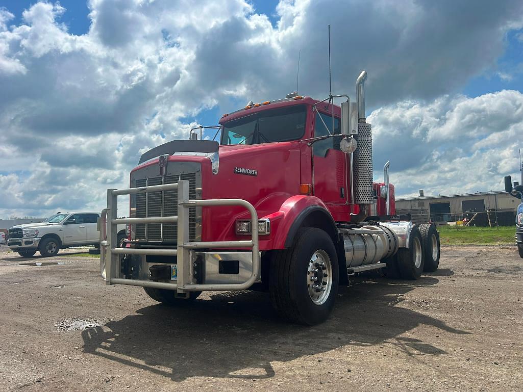 Image of Kenworth T800 Primary image