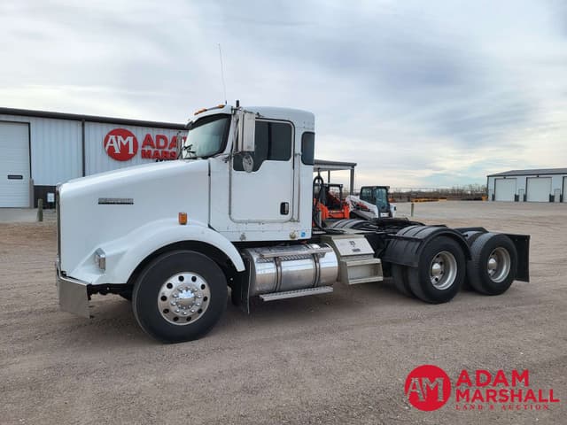 Image of Kenworth T800 equipment image 1