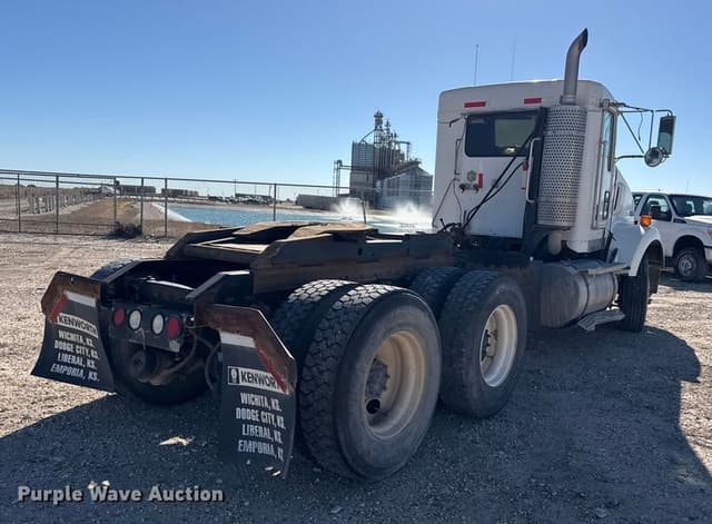 Image of Kenworth T800 equipment image 4