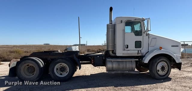 Image of Kenworth T800 equipment image 3