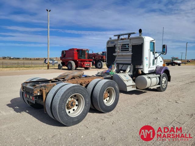 Image of Kenworth T800 equipment image 2
