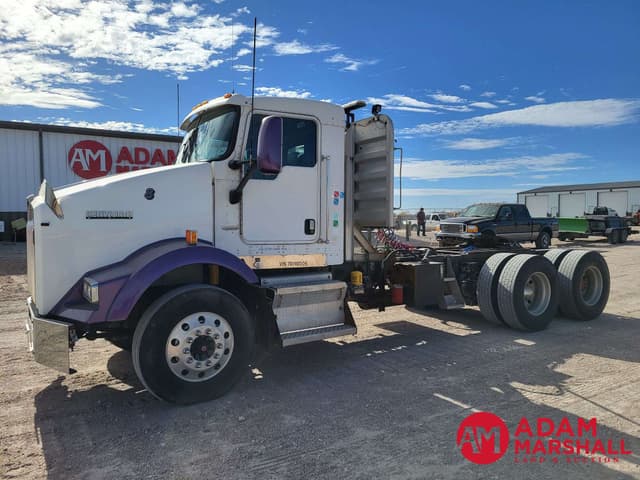 Image of Kenworth T800 equipment image 4