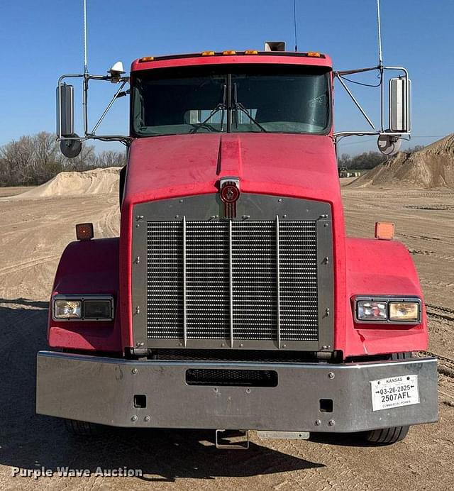 Image of Kenworth T800 equipment image 1