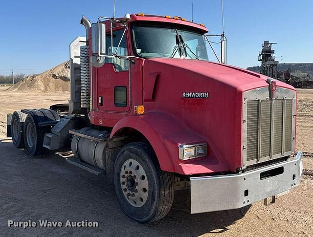 Image of Kenworth T800 equipment image 2
