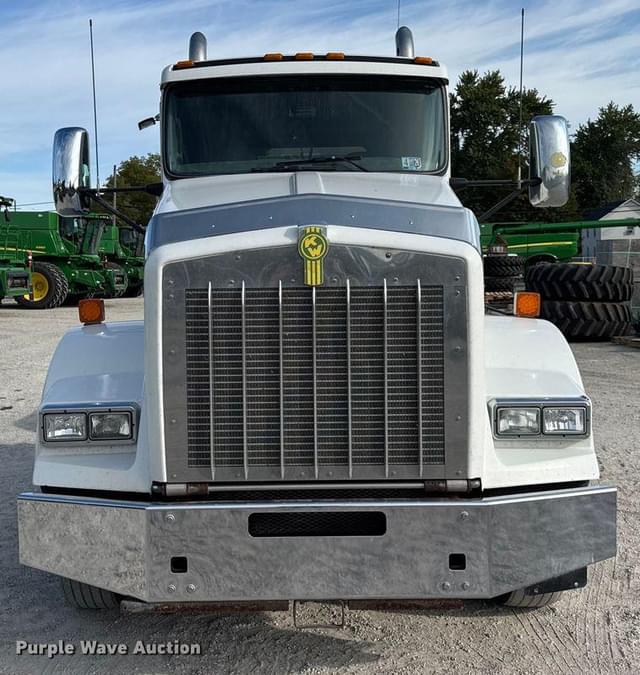 Image of Kenworth T800 equipment image 1