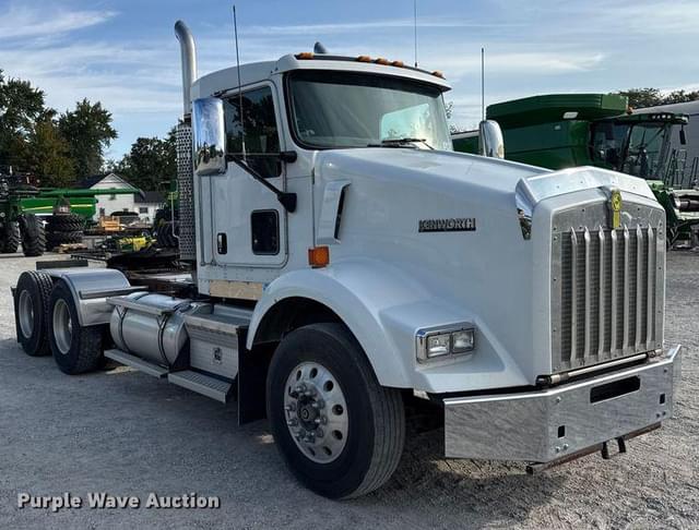 Image of Kenworth T800 equipment image 2