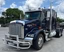 2007 Kenworth T800 Image