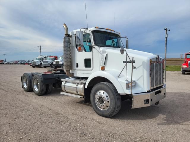 Image of Kenworth T800 equipment image 1