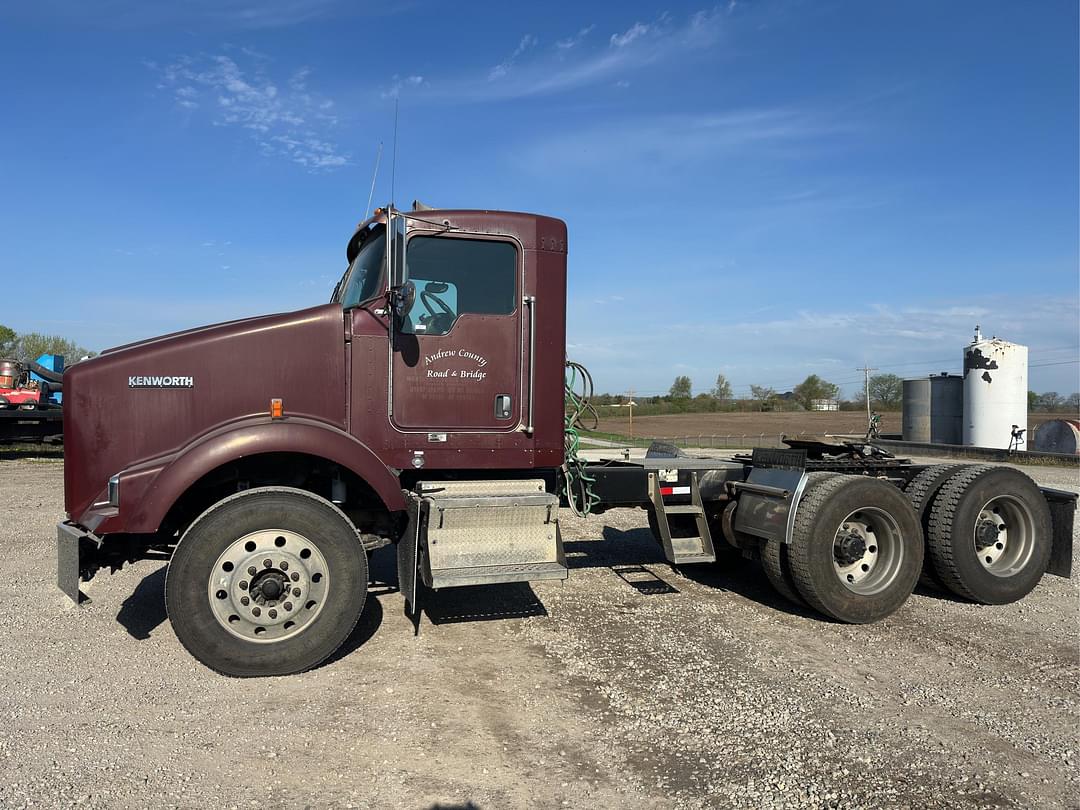 Image of Kenworth T800 Primary image