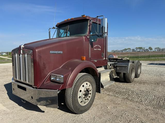 Image of Kenworth T800 equipment image 1
