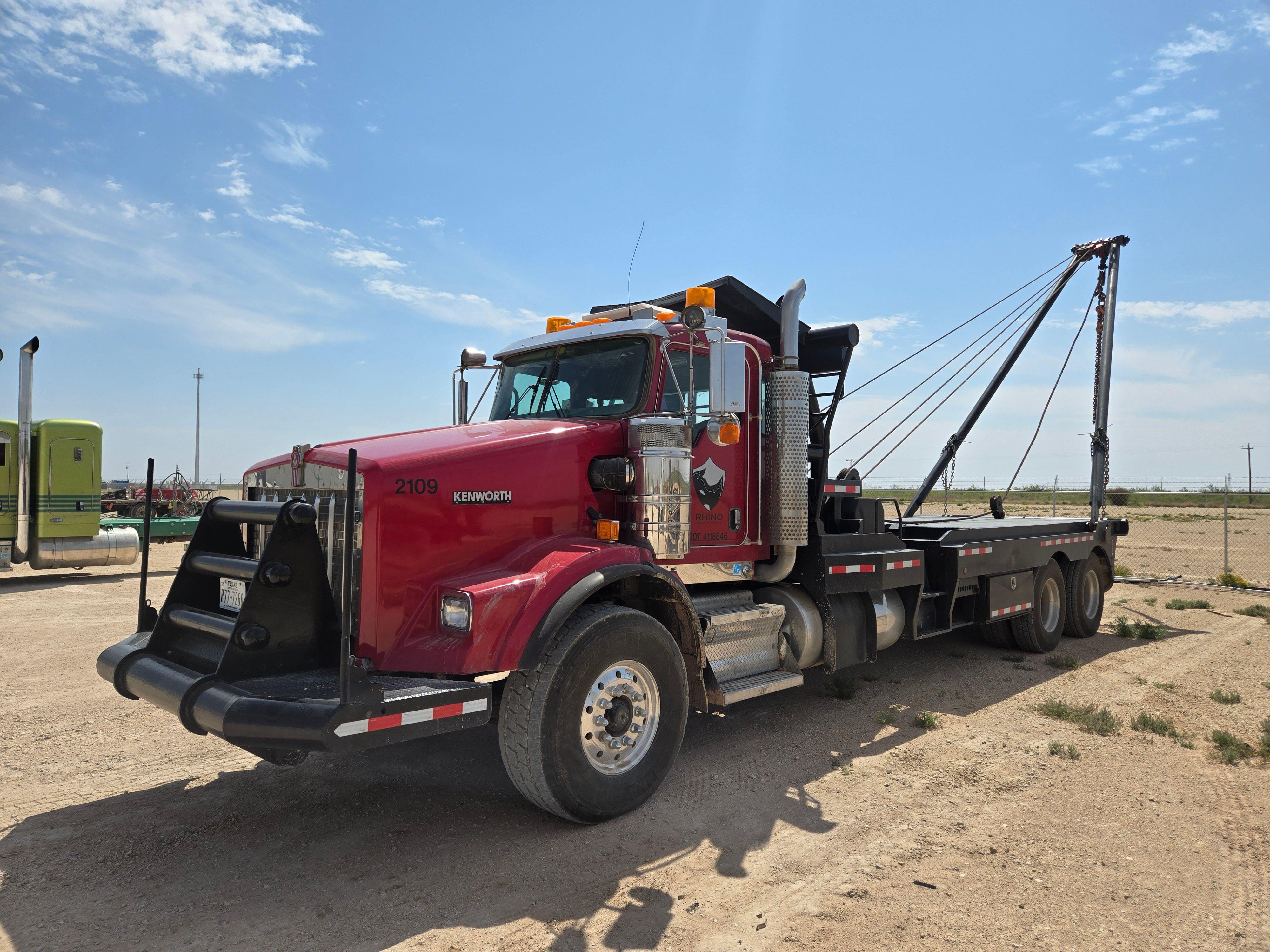 Main image Kenworth T800