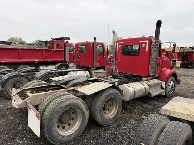 Image of Kenworth T800 equipment image 2