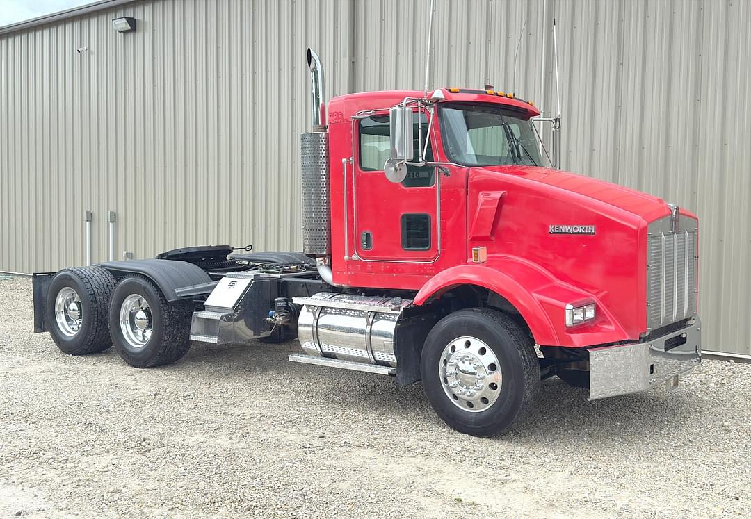 Image of Kenworth T800 Primary image
