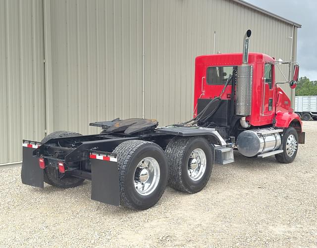 Image of Kenworth T800 equipment image 4