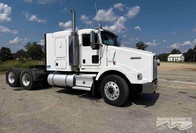 Image of Kenworth T800 equipment image 3