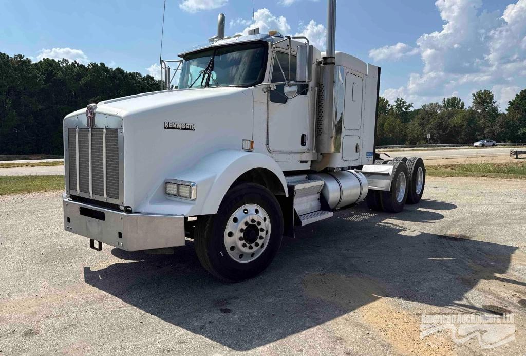 Image of Kenworth T800 Primary image