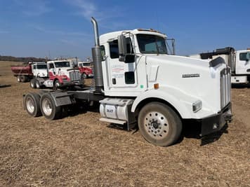 Main image Kenworth T800
