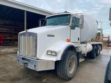 Main image Kenworth T800