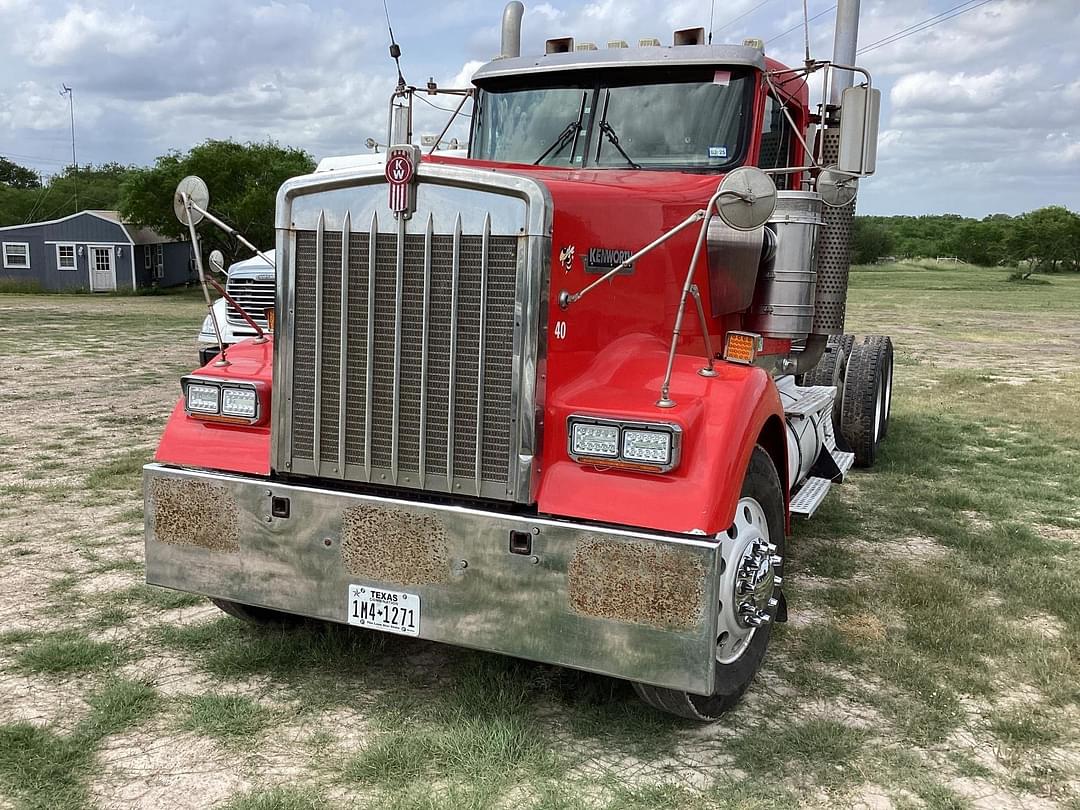 Image of Kenworth W90 Primary image