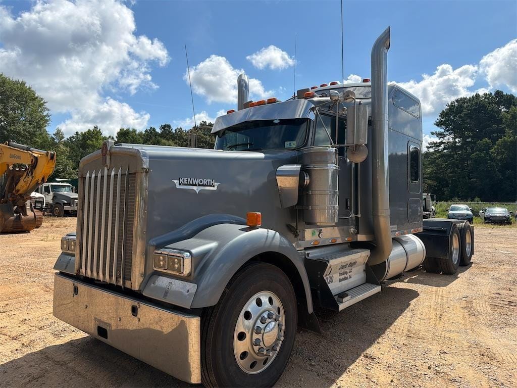 2007 Kenworth W900 Equipment Image0