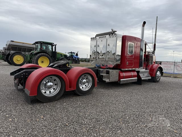 Image of Kenworth W900 equipment image 3