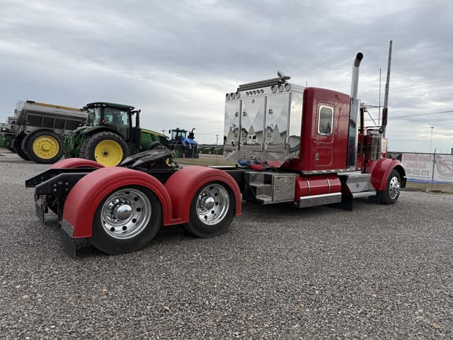 Image of Kenworth W900 equipment image 3
