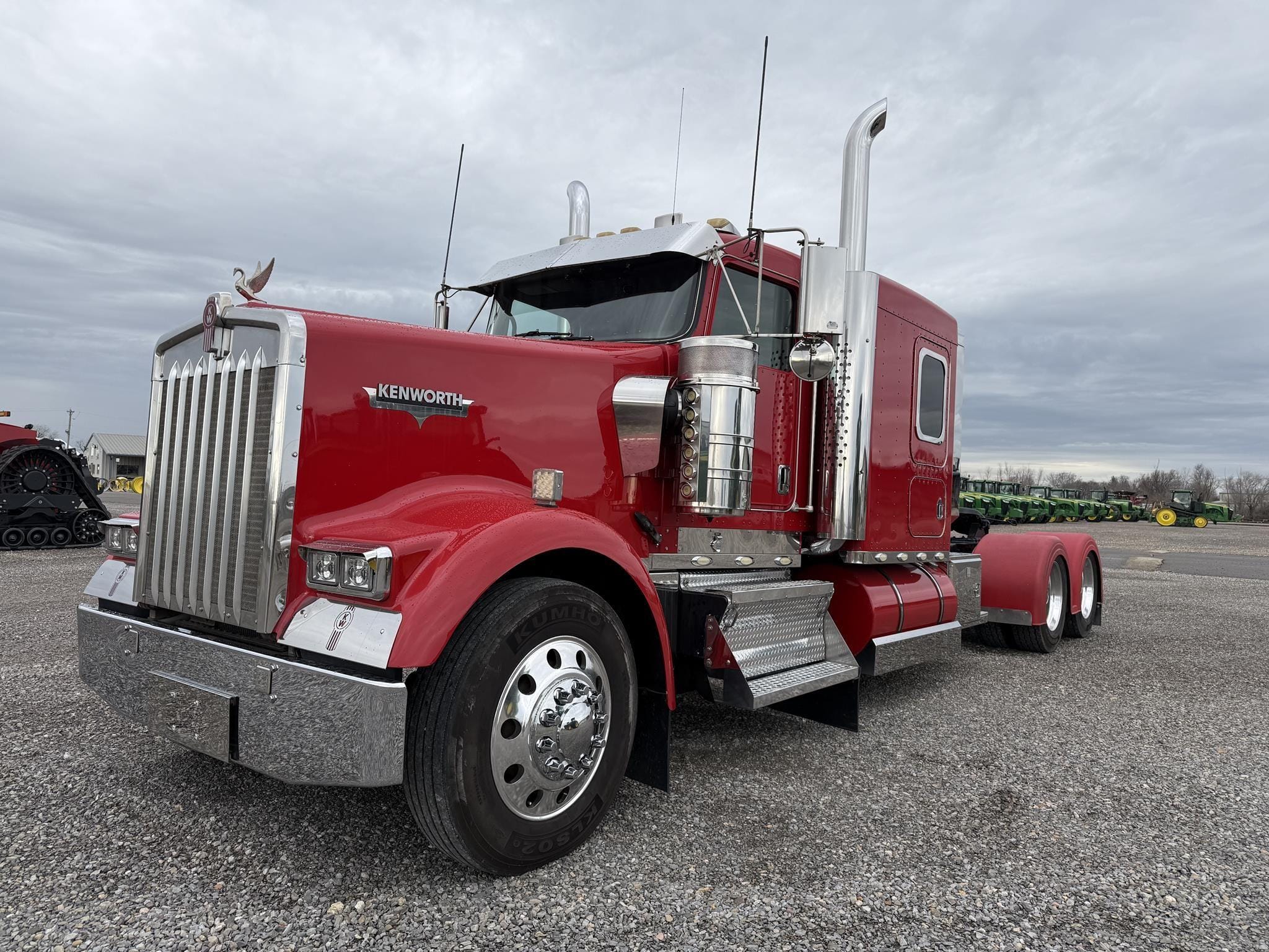 2007 Kenworth W900 Equipment Image0