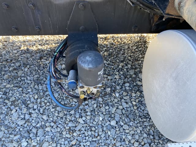 Image of Kenworth W900 equipment image 4