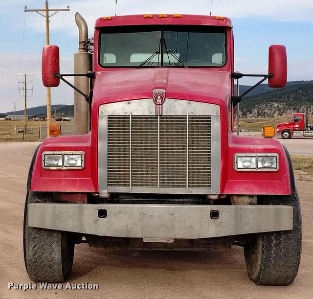 Image of Kenworth W900 equipment image 1