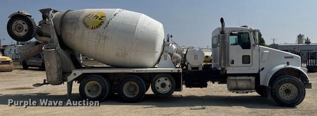 Image of Kenworth W900 equipment image 3