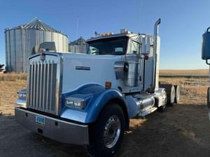 2007 Kenworth W900 Image