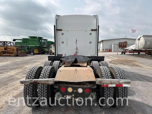 Image of Kenworth W900 equipment image 3