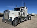 2007 Kenworth W900L Image