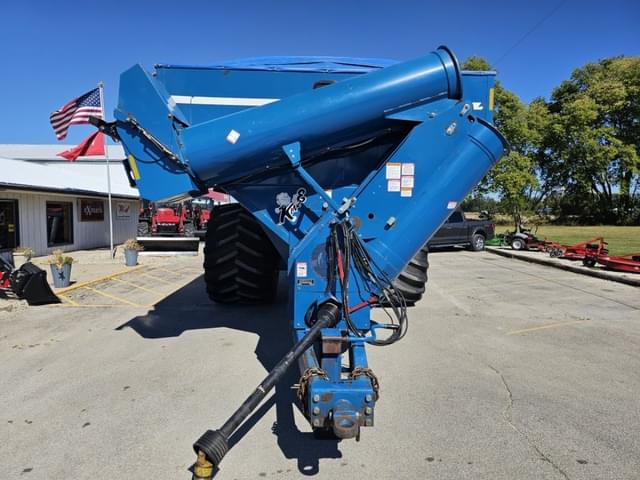 Image of Kinze 1050 equipment image 1