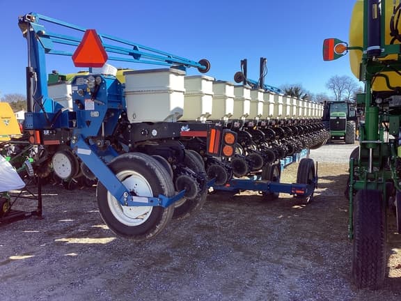 Image of Kinze 3650 Primary image