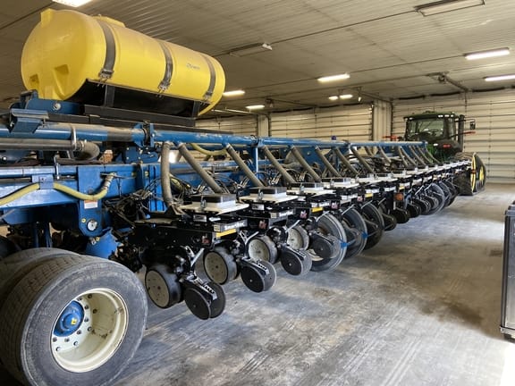 Main image Kinze 3800