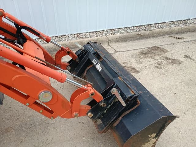 Image of Kioti CK25 equipment image 3