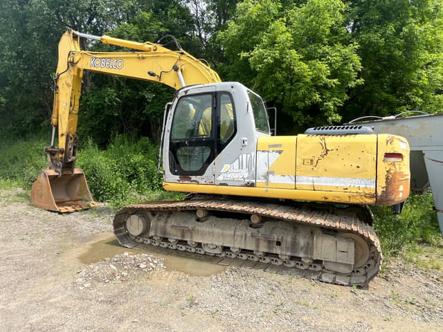 Image of Kobelco Sk210LC equipment image 1