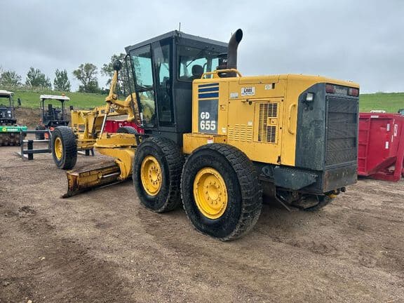 Image of Komatsu GD655 equipment image 1