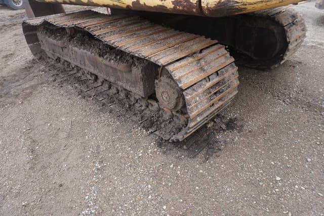 Image of Komatsu PC150LC equipment image 2