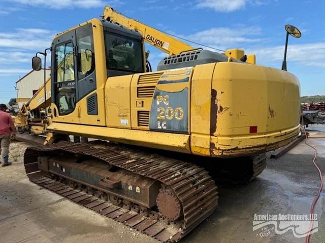 Image of Komatsu PC200LC-8 equipment image 3