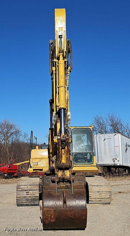 Image of Komatsu PC220LC-8 equipment image 1