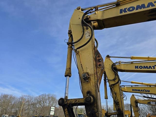 Image of Komatsu PC300LC equipment image 2