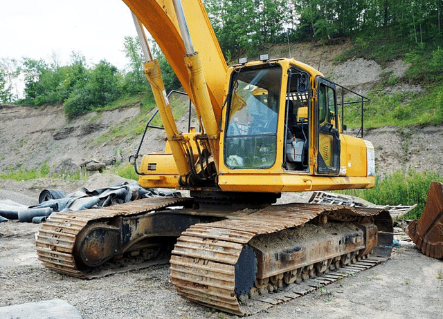 Image of Komatsu PC400LC-7E0 equipment image 1