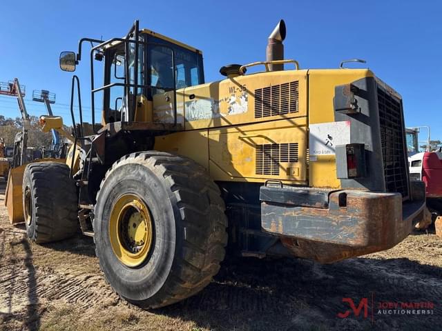 Image of Komatsu WA500-6 equipment image 2