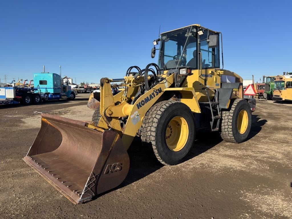 2007 Komatsu WA200-5 Equipment Image0