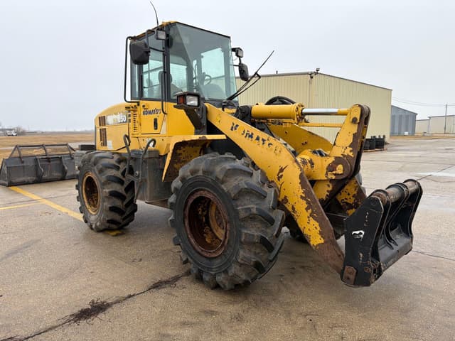 Image of Komatsu WA250-5 equipment image 2