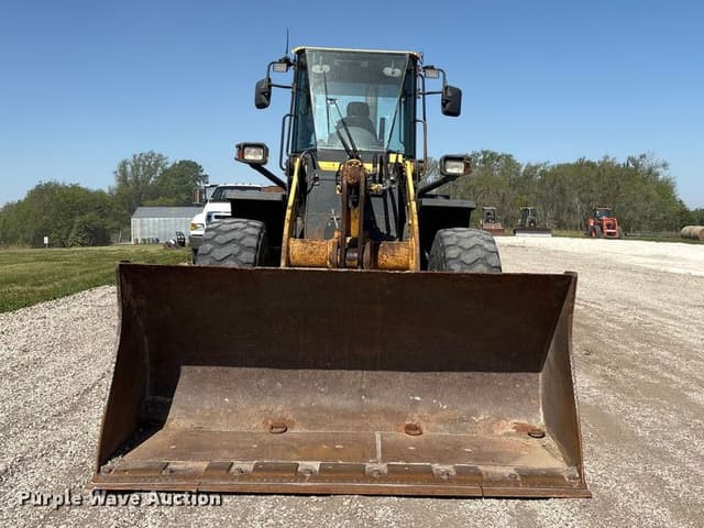Image of Komatsu WA250 equipment image 1