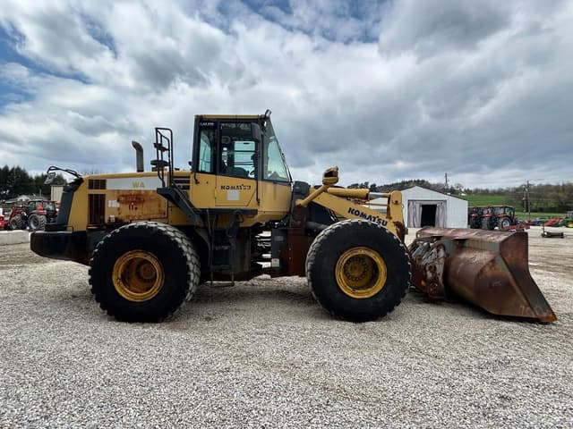 Image of Komatsu WA380-6 equipment image 4